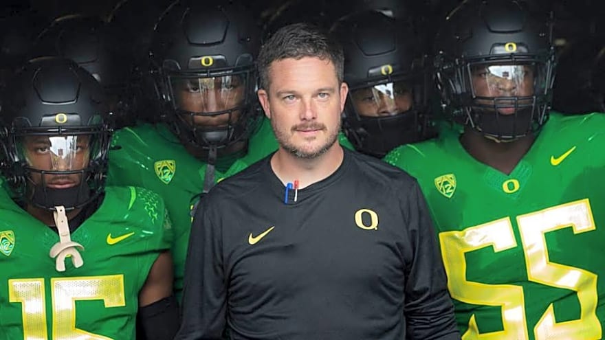 Four Star Defensive Lineman Recruit Gets Real About Oregon Offer And Visit