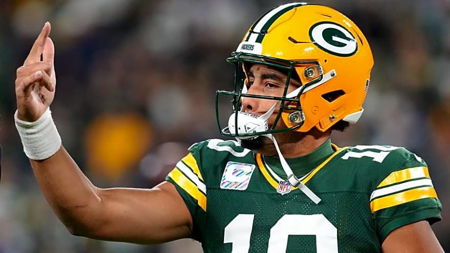 Studs and Duds With Packers Routing Cowboys 17-0 at Halftime