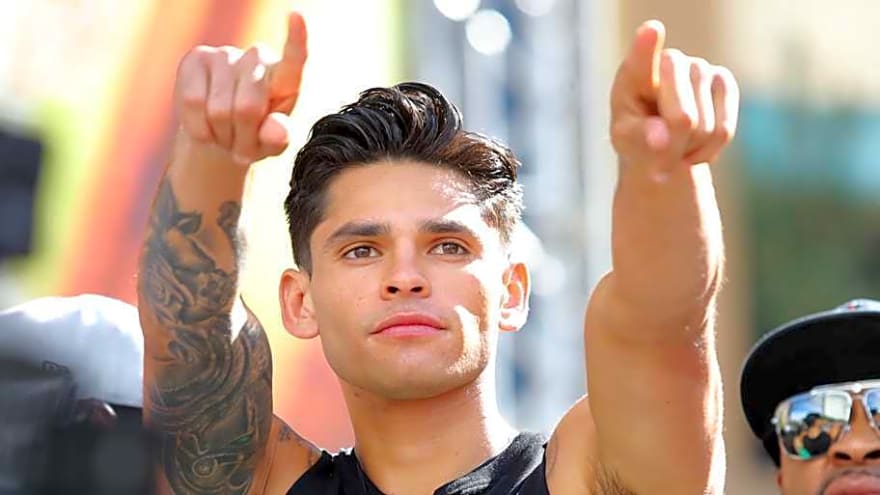 Ryan Garcia Teases Devin Haney Rematch With Impromptu Faceoff