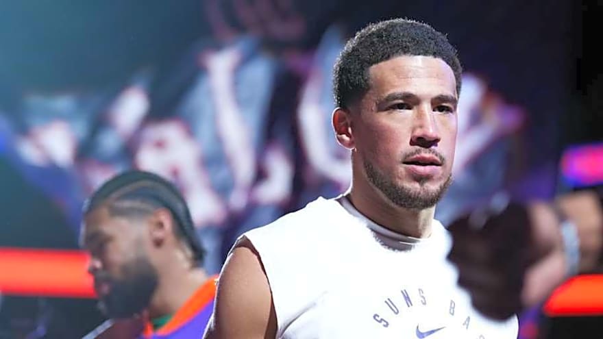 Suns GM Speaks On Devin Booker&#39;s Long-Term Commitment to Phoenix