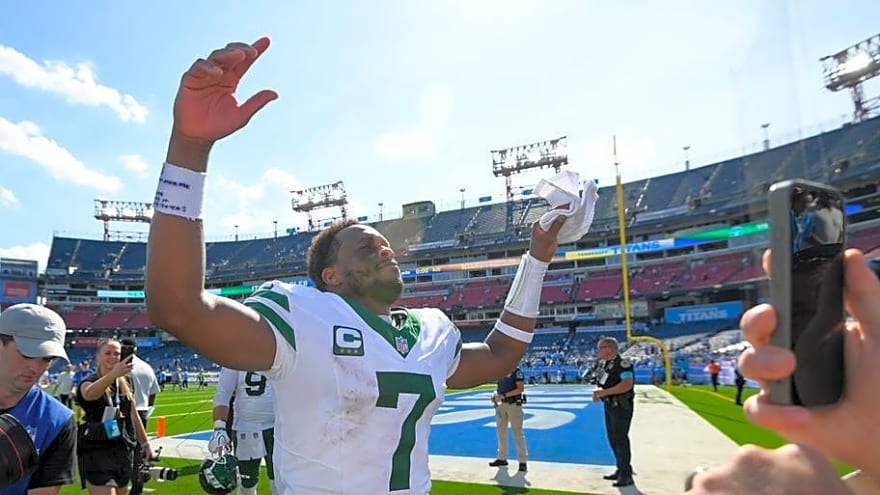 Jets Weekend Notebook: Kicking Situation Takes New Turn, and Eyes on Green Bay