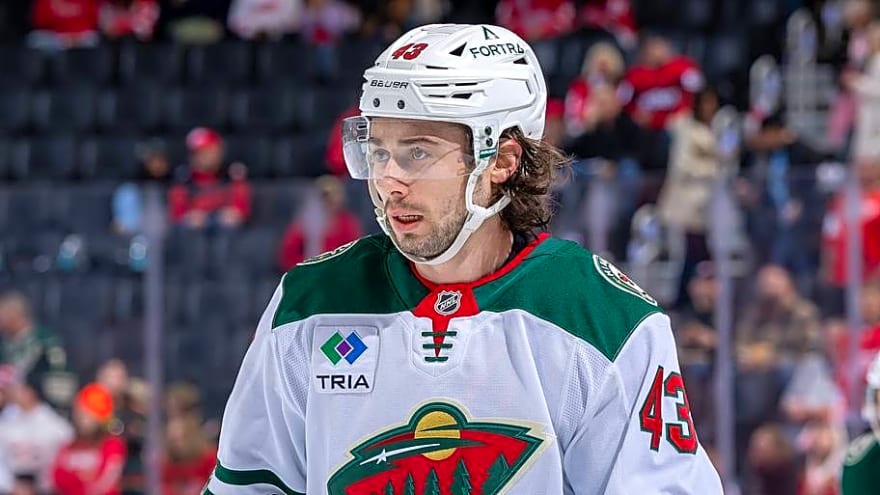 Wild might be better off with a short-term Quinn Hughes extension