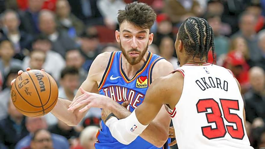 3 Takeaways & Player Grades: Buzelis & Giddey Both Banged Up as Bulls Fall to Thunder, 116-108