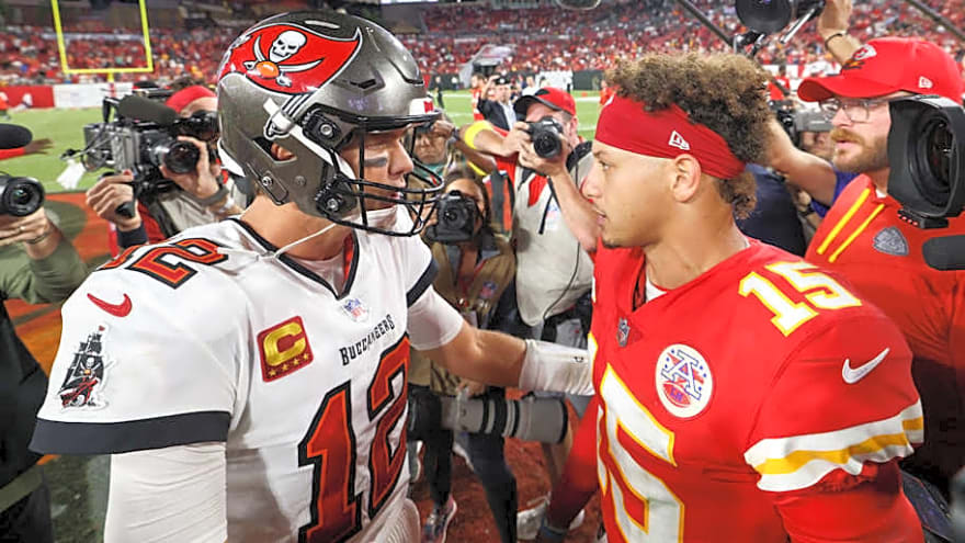Andy Reid Weighs In on Tom Brady and Raiders