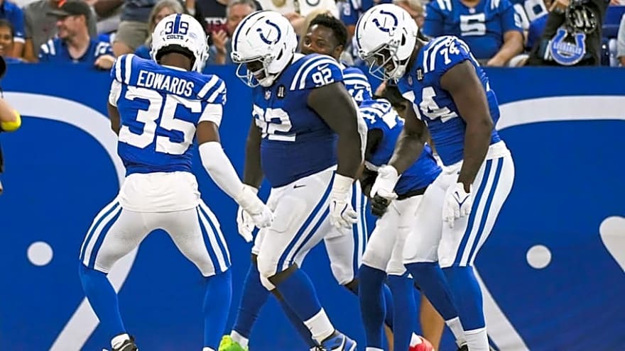Colts&#39; Johnathan Edwards Slowly Earning Role on Defense