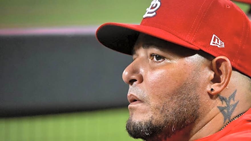 Yadier Molina Lays Down Gauntlet for Young Cardinals Squad