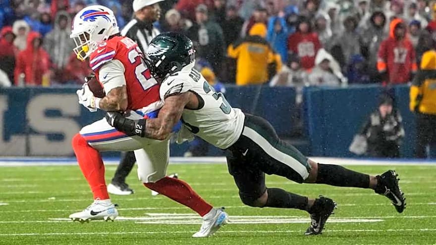 Eagles Exploring New Role for Michael Carter II