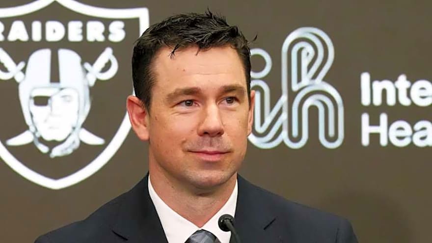 Cousins' Mastering of Kubiak's Offense Can Help Raiders Immediately