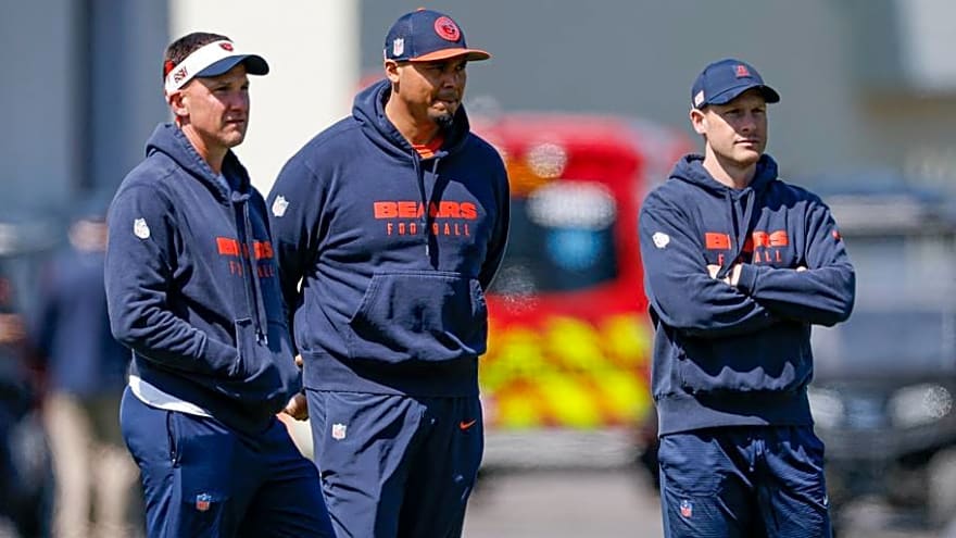 Bears Should Monitor Rumored Steelers, Commanders Trade Candidates