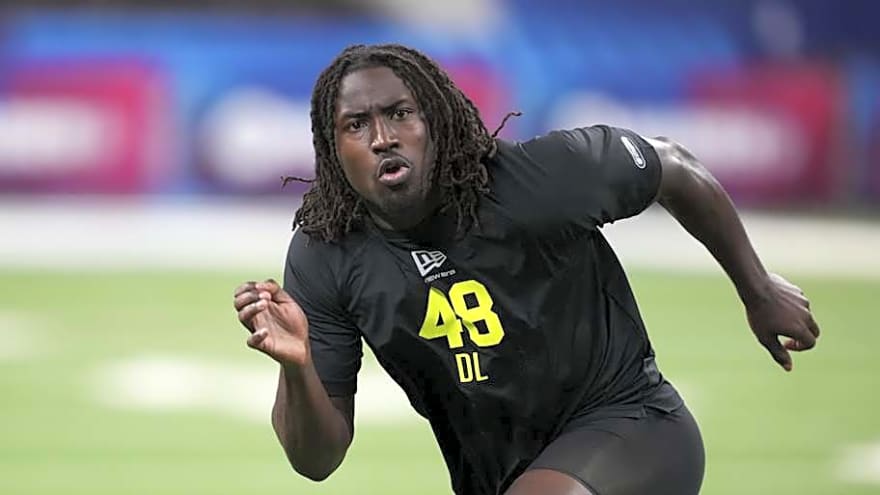 Why Malachi Lawrence is a Round 1 Option for the San Francisco 49ers