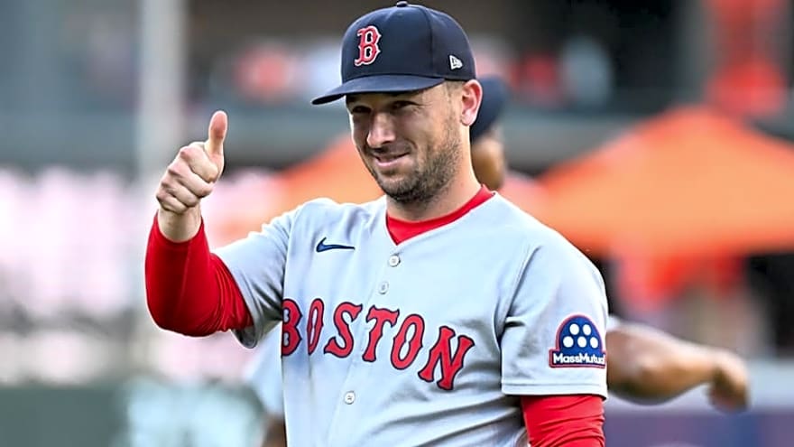 Red Sox Insider Declares Where Alex Bregman Won&#39;t Sign In Free Agency