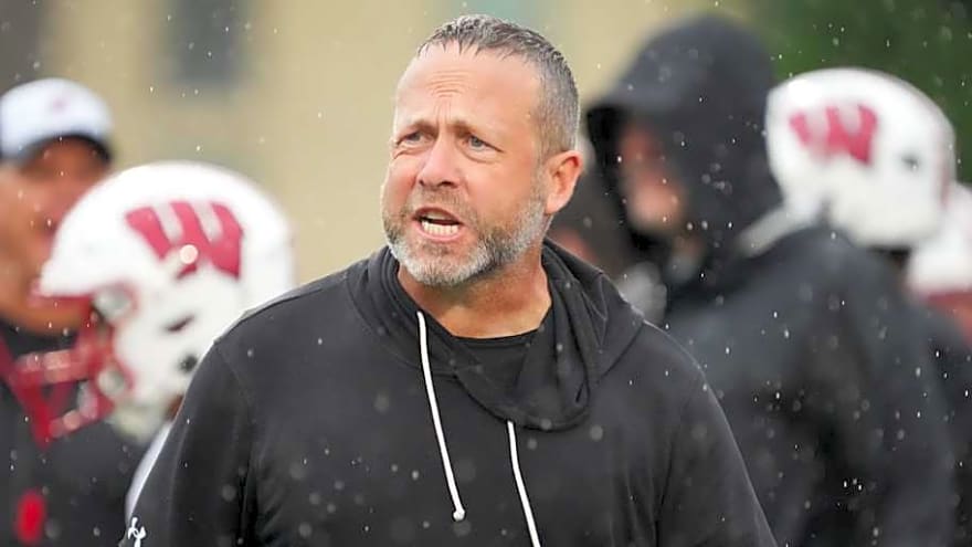 Badgers Lose out on High-Priority Edge Recruit to Big Ten Rival