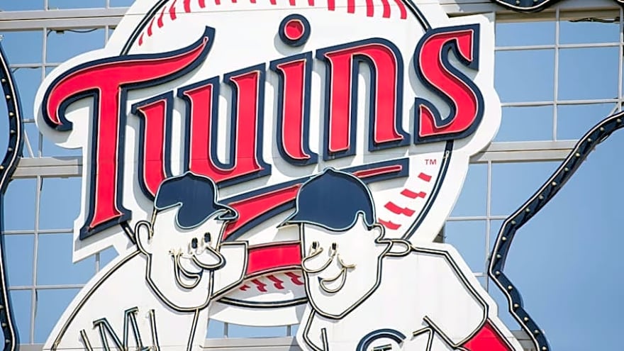 Minnesota Twins Bring Back Familiar Face After Season with A's