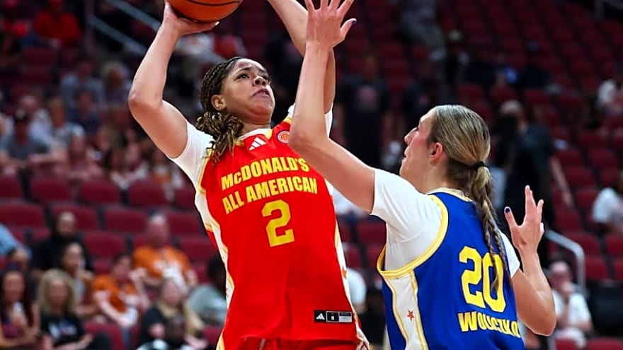 Future Iowa Commit Shines in McDonald's All-American Game