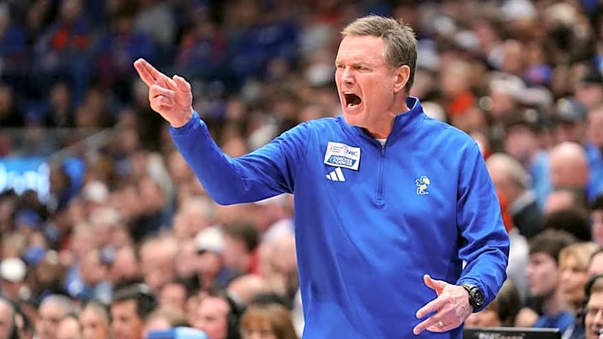 Kansas Basketball Falls Outside AP Top 10 After One-Loss Week