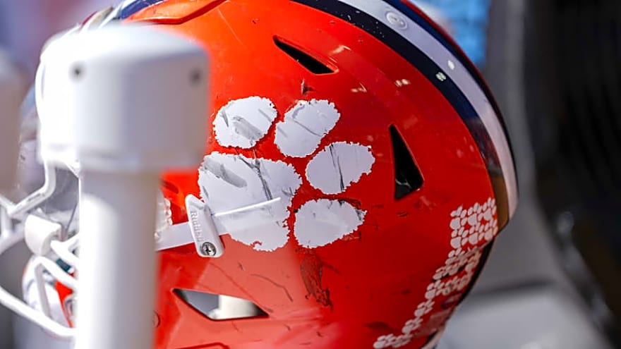 Clemson Turning to Redshirt Freshman TE Ahead of Rivalry Showdown