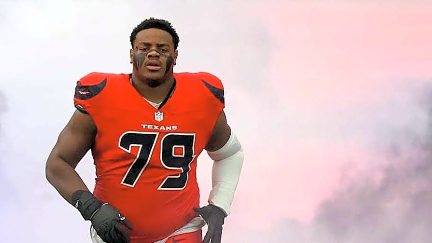 Aireontae Ersery Weighs In on Texans' Massive O-Line Overhaul