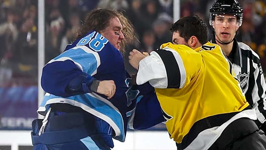 Lightning’s Nikita Kucherov Discusses Stadium Series Goalie Fight