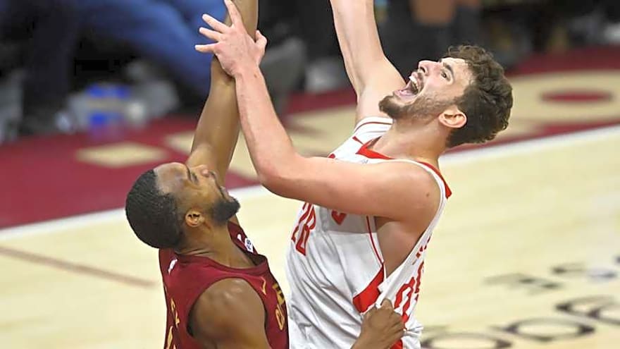 Houston Rockets Make Interesting Pick in Five-Year Re-Draft