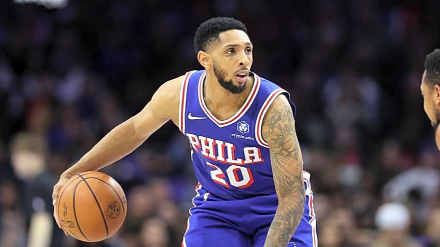 Evaluating the Kings' Best Free Agent Options Before Training Camp