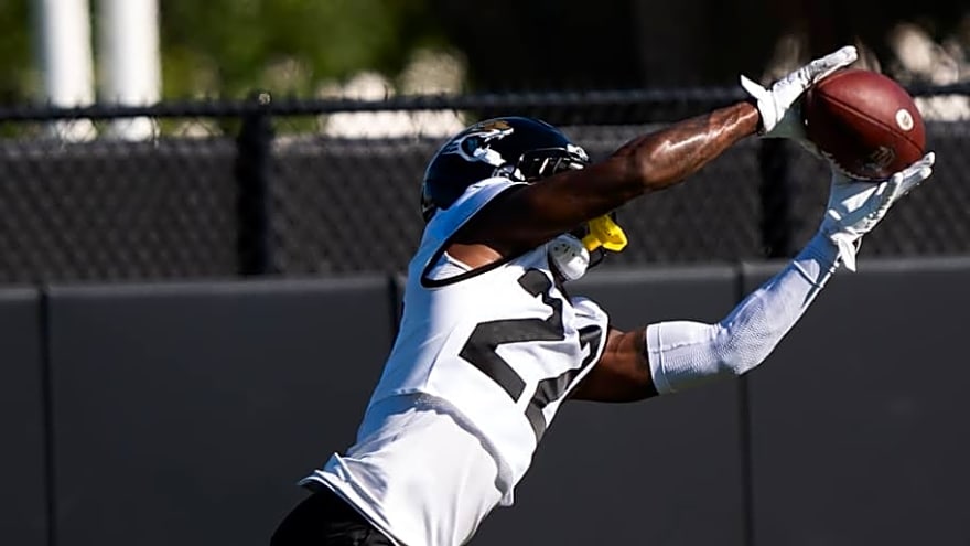 Jaguars’ Jarrian Jones Continues Ascent