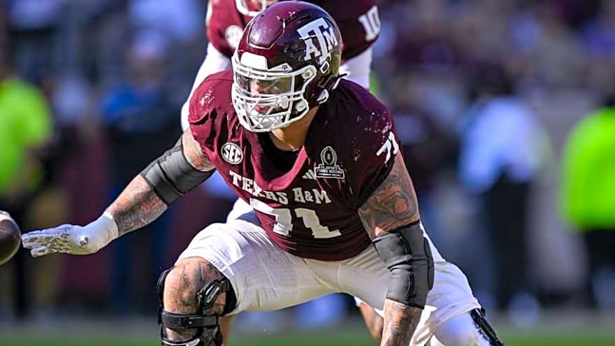 New Seahawks Mock Draft Addresses Major Need on Offensive Line