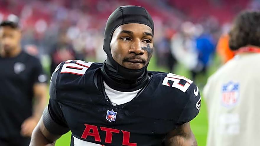 Brandon Beane's Smart Move Precedes Two Bills' Free Agency Miscues