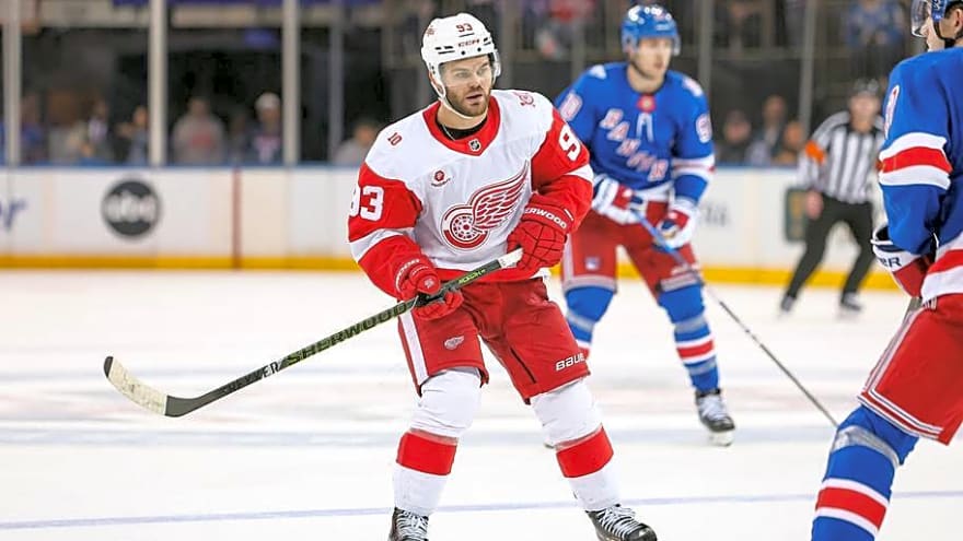 Breaking Down Alex DeBrincat's 7-Year Extension With Red Wings