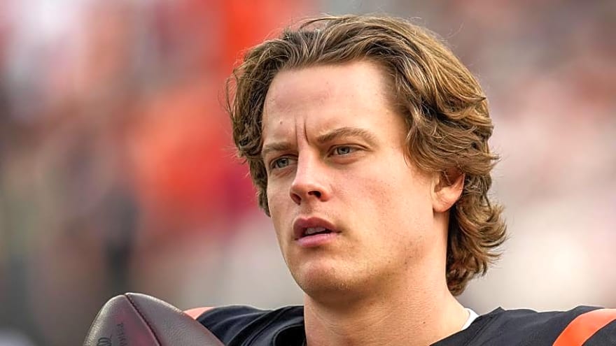 Chris Simms Ranks Joe Burrow Among NFL's Top-2 Quarterbacks