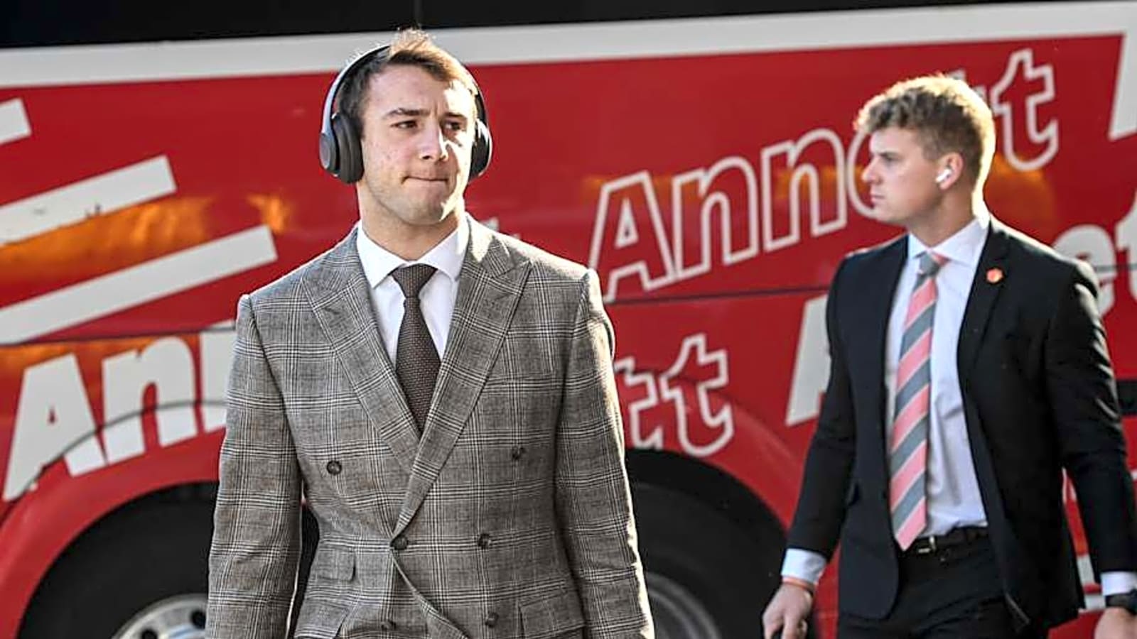 Former NFL player predicts ACC QB as top contender for Heisman Trophy