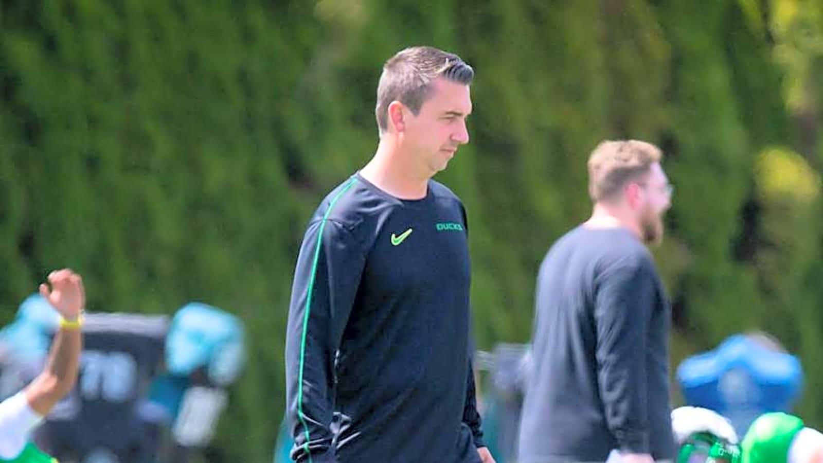 Oregon Ducks&#39; Brian Michalowski Addresses Young Linebacker Development