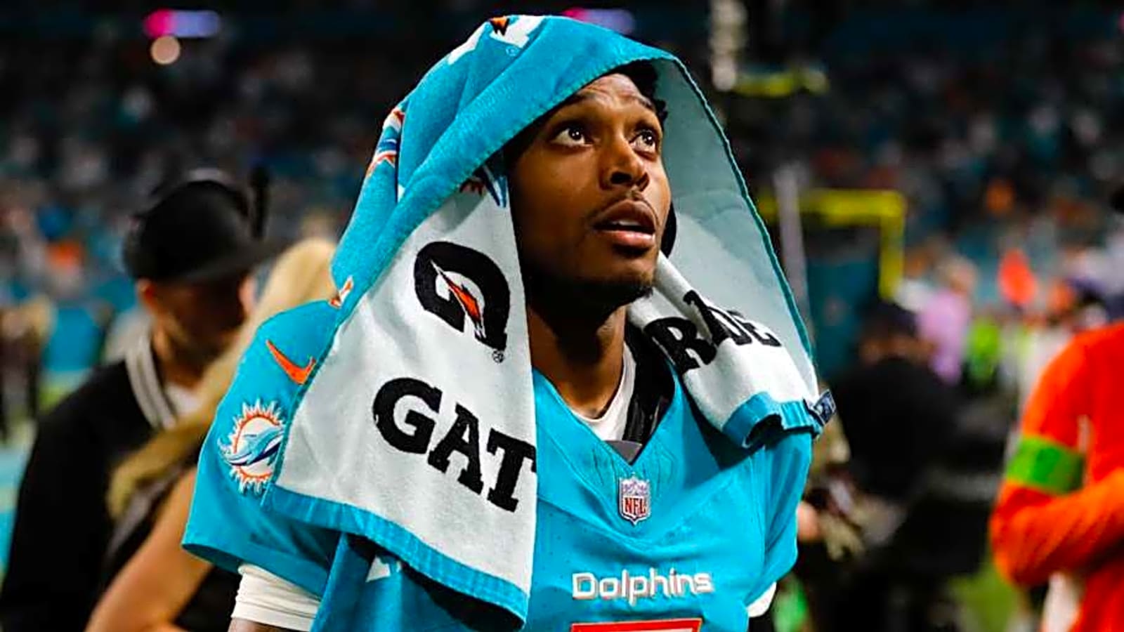 Chargers&#39; trade pursuit of Jalen Ramsey features absurd price tag