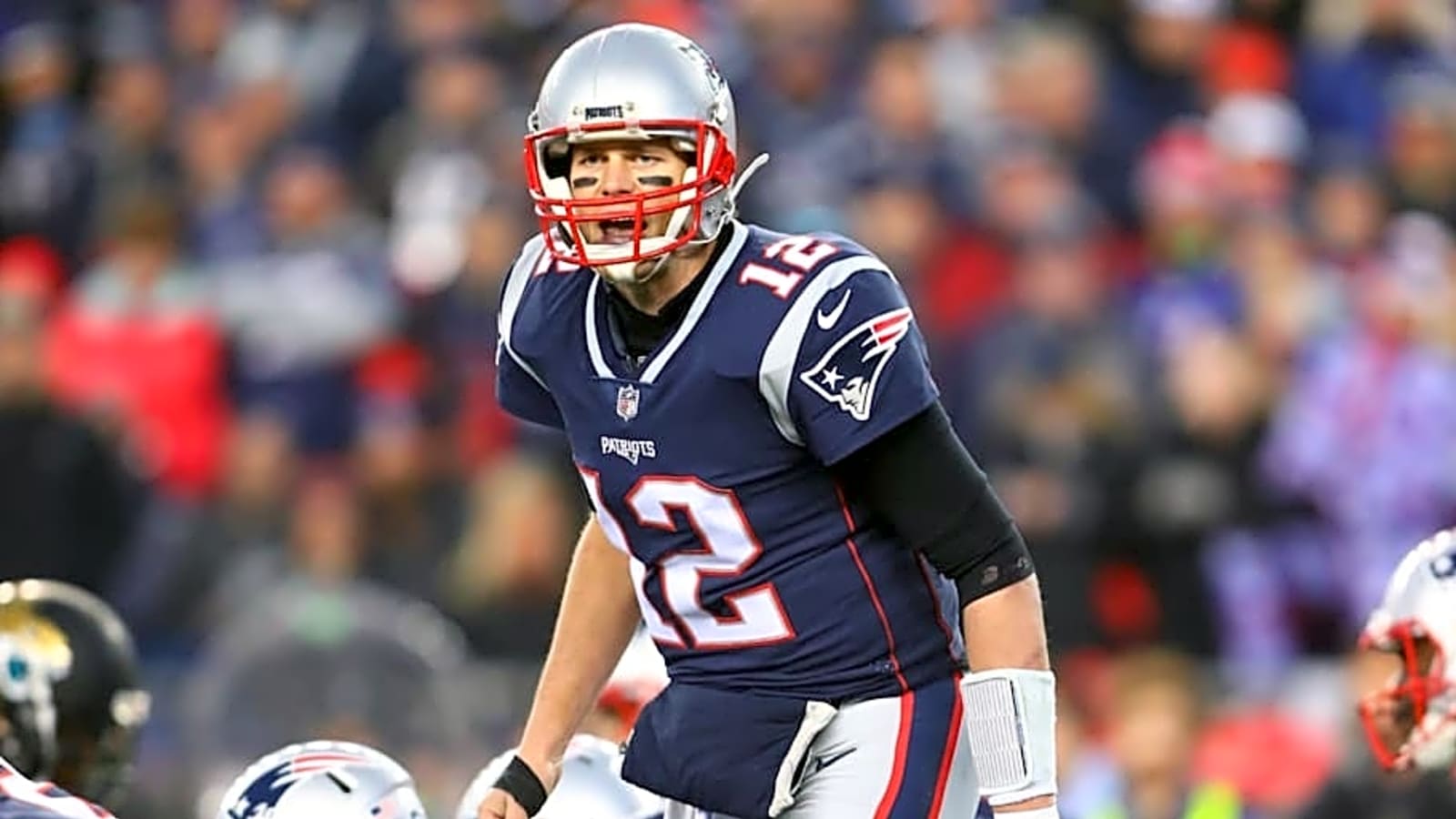 Former Patriots Describe Tom Brady&#39;s Injury Before 2017 Title Game