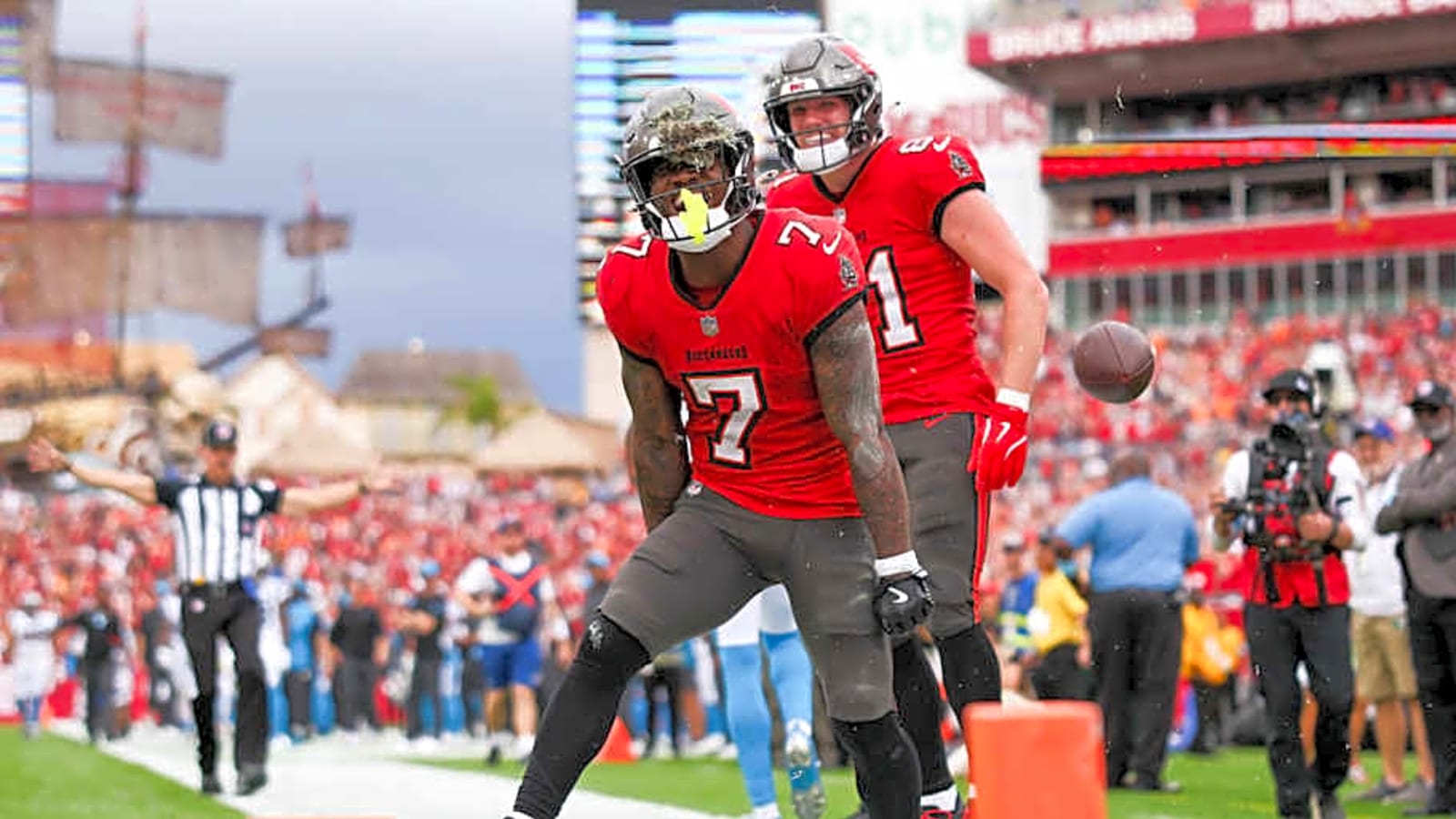 Tampa Bay Buccaneers&#39; Bucky Irving praised by former NFL All-Pro