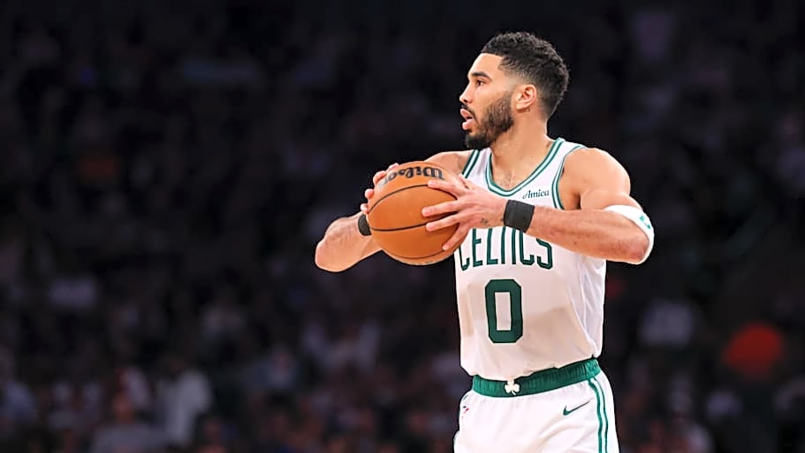 Celtics’ Jayson Tatum Sends Internet Into Frenzy With New Look