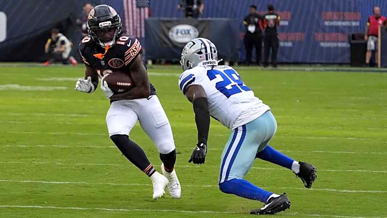Grading Chicago Bears rookies at the bye requires a good imagination