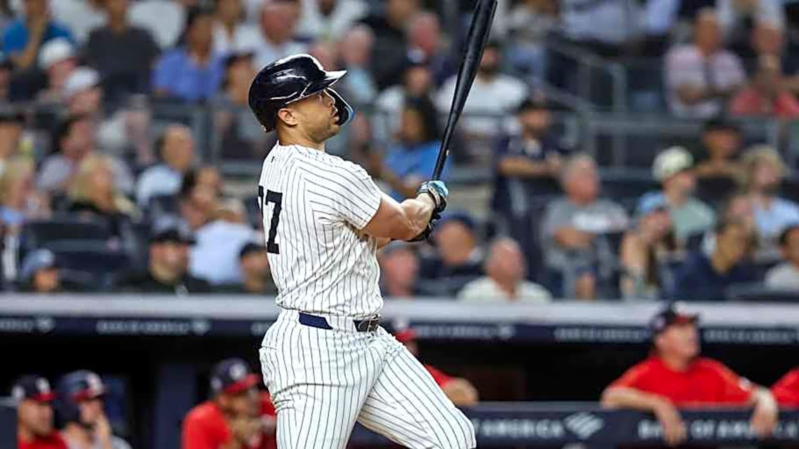 Yankees&#39; Giancarlo Stanton Makes First Position Change in Years