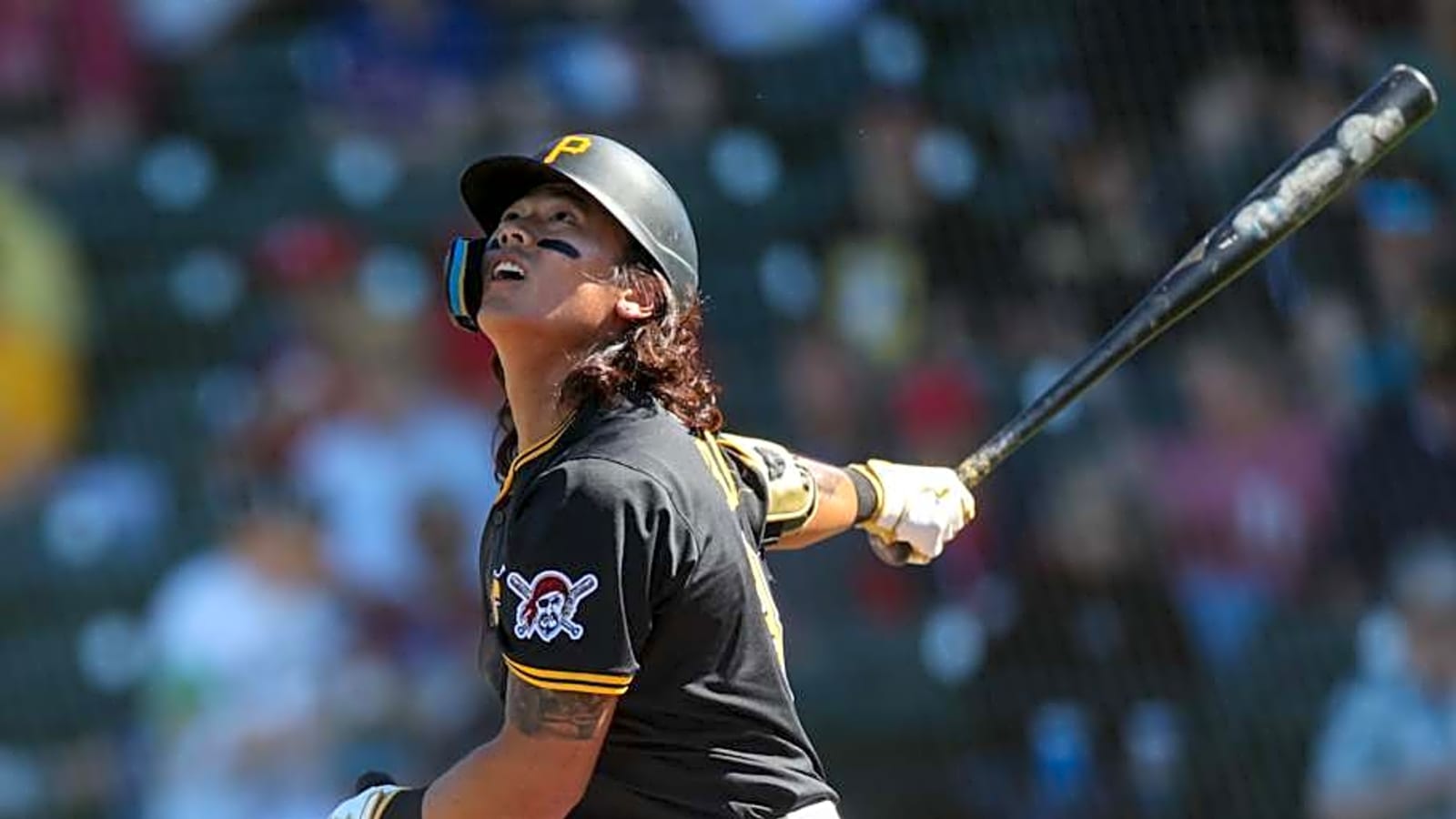 Pirates Bring Back Outfielder From Minors