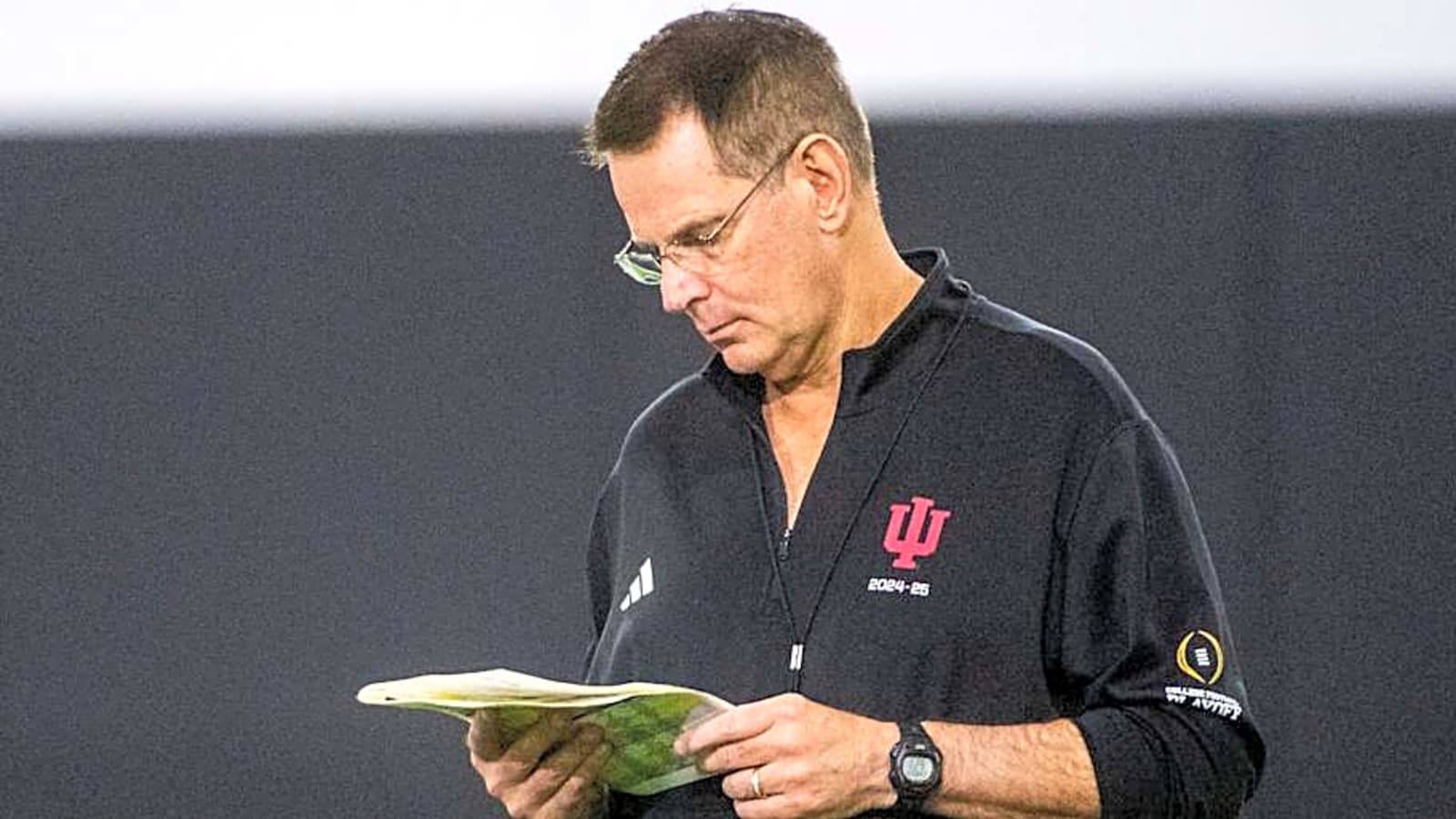 Illinois Coach Has &#39;Huge, Mad Respect&#39; for Indiana, Curt Cignetti: &#39;Incredibly Gifted&#39;