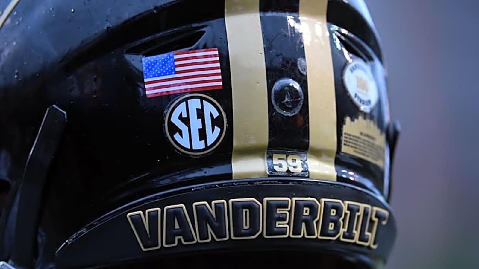 Vanderbilt Extends Offer to 2027 3-Star Quarterback Luke Babin