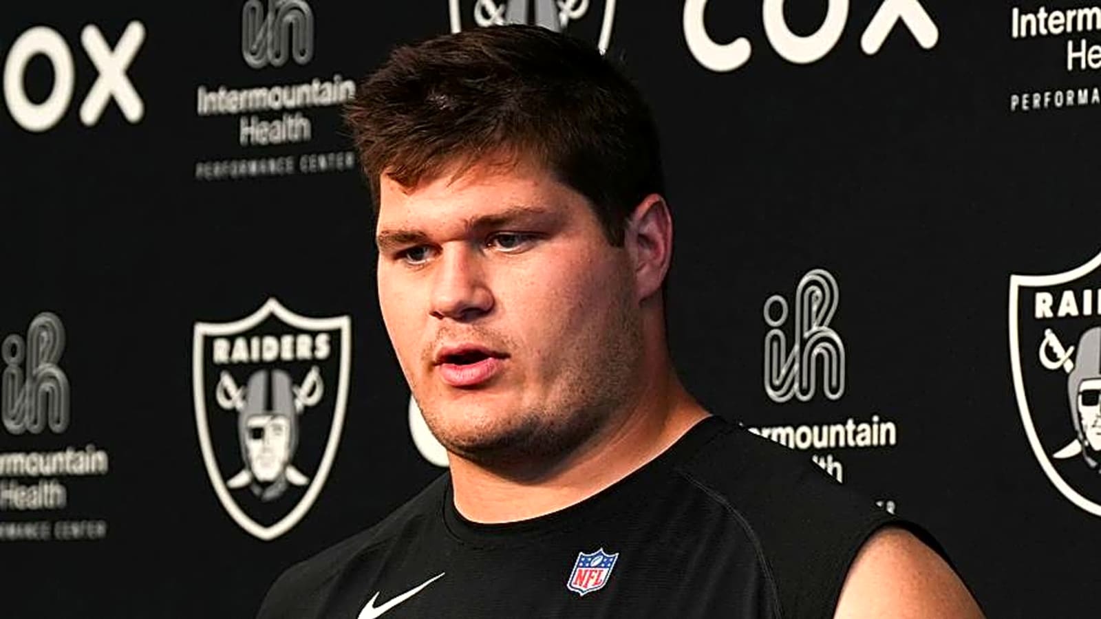 NFL Executives Reveal Truth About Raiders' Linderbaum Signing