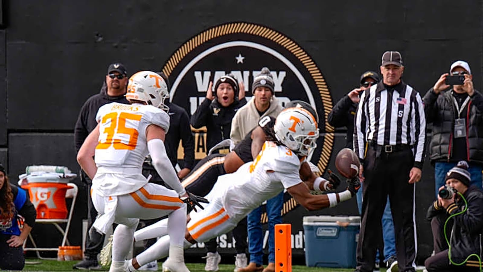 Jermod McCoy Named Preseason First-Team All-American by Walter Camp