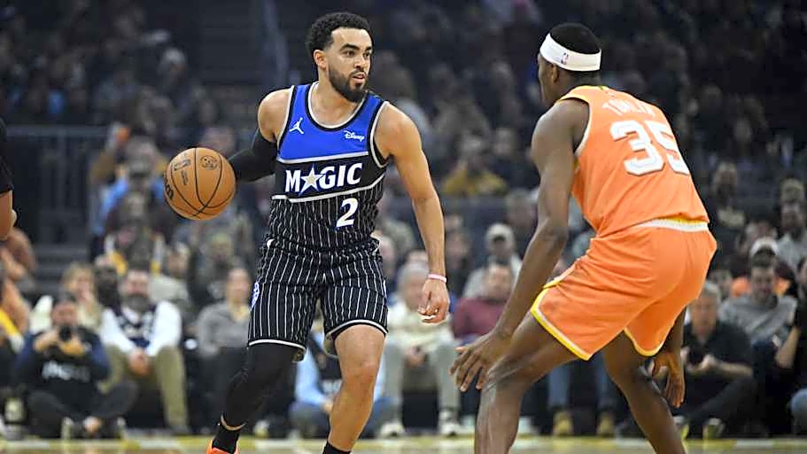 Charlotte Hornets Stay Busy Ahead of Trade Deadline, Trade for Orlando Magic Guard Tyus Jones and Picks