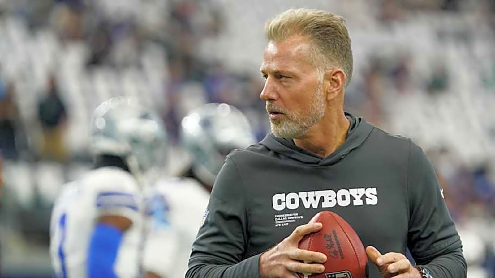 Stephen Jones' comments on Cowboys DC Matt Eberflus could point toward pink slip