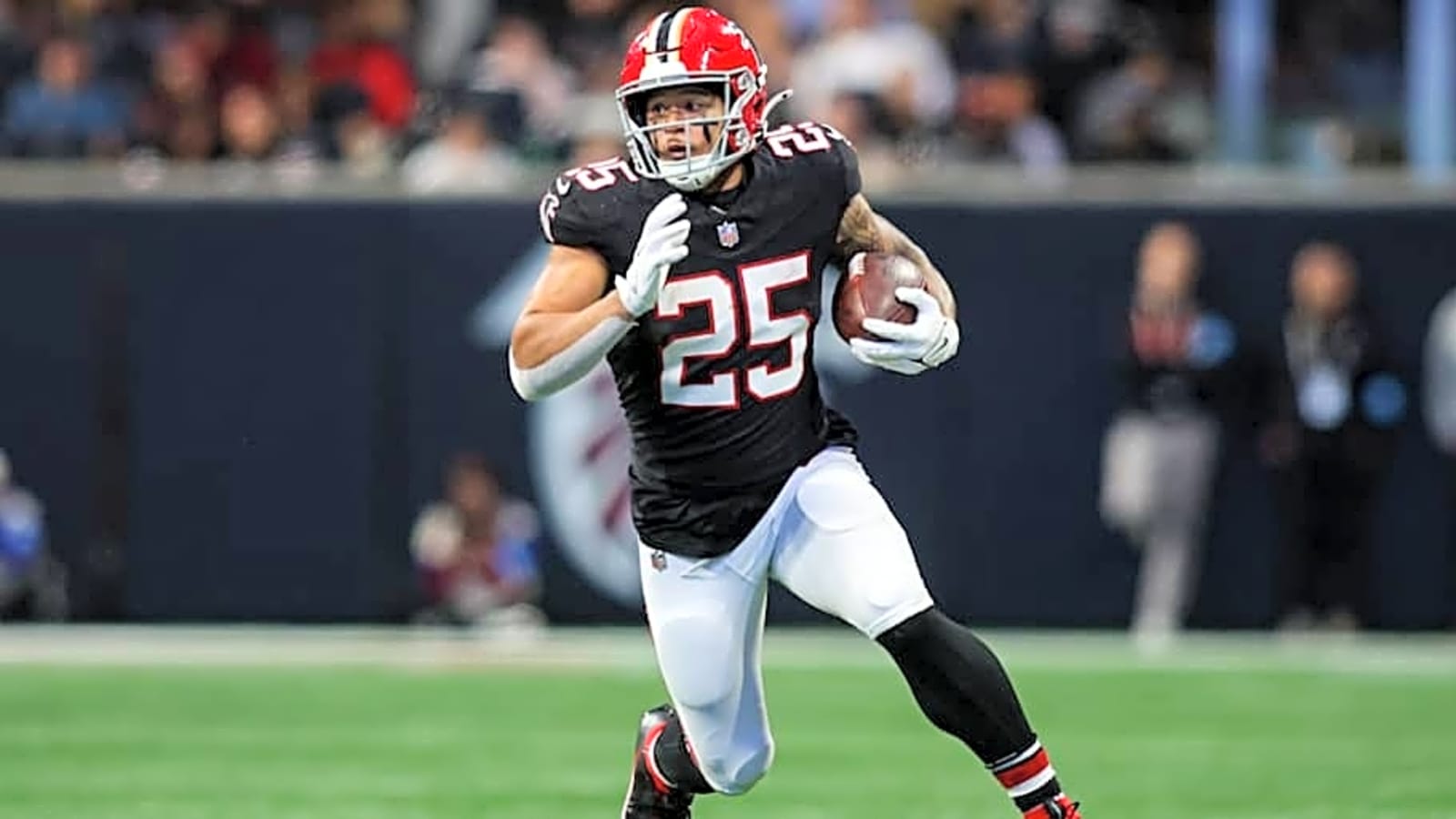 Cowboys linked to former 1,000-yard RB in 2026 NFL free agency