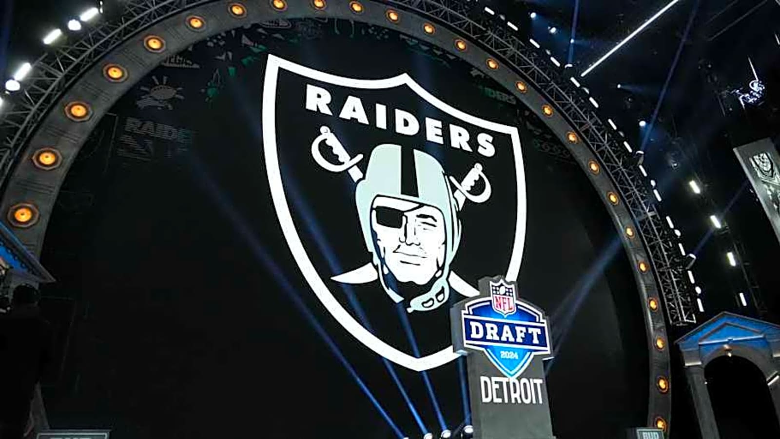 Analyst&#39;s Take on Raiders First Round Draft Selection