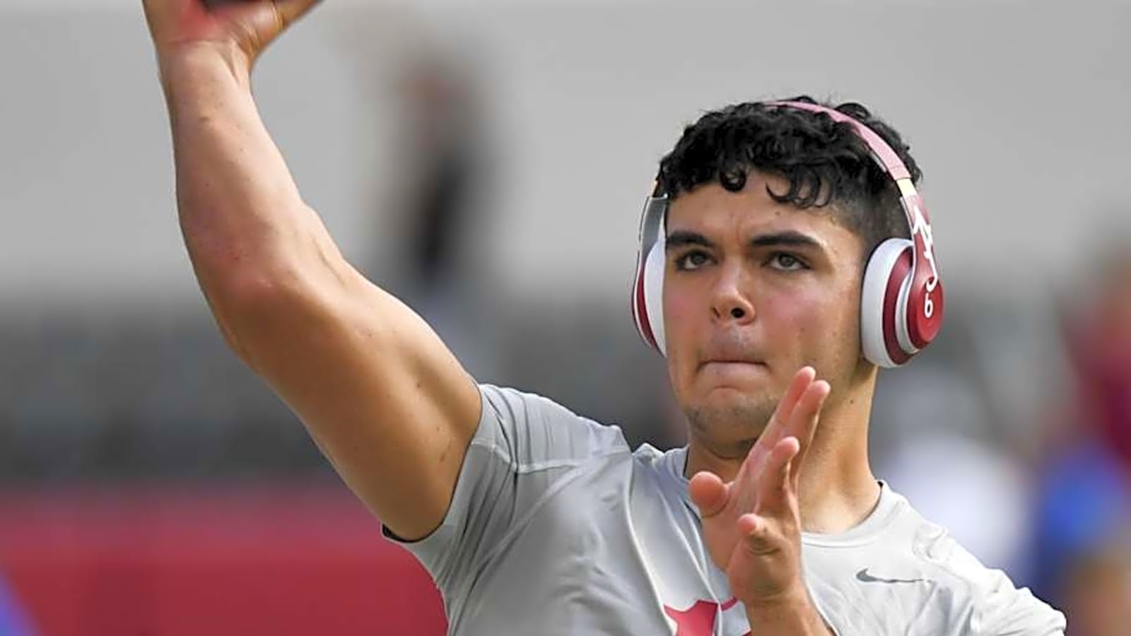 Notre Dame Rival Picks Former Alabama QB as New Starter