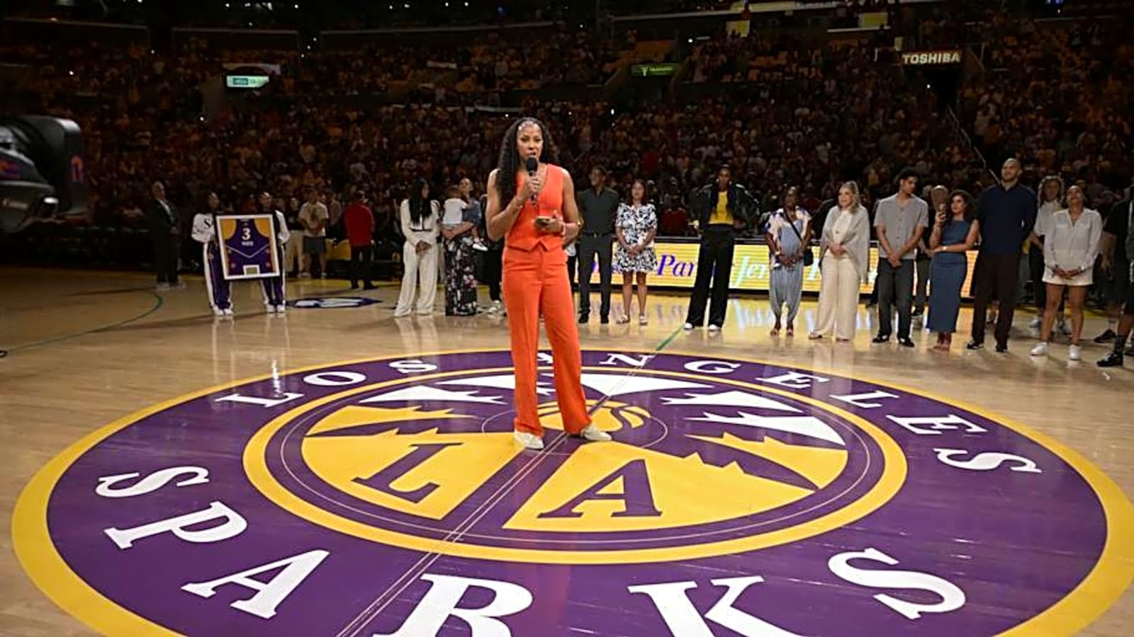 Sparks Notes: Candace Parker&#39;s Jersey Retired, Angel Reese Makes Statement Over LA, Magic Johnson Delivers Message