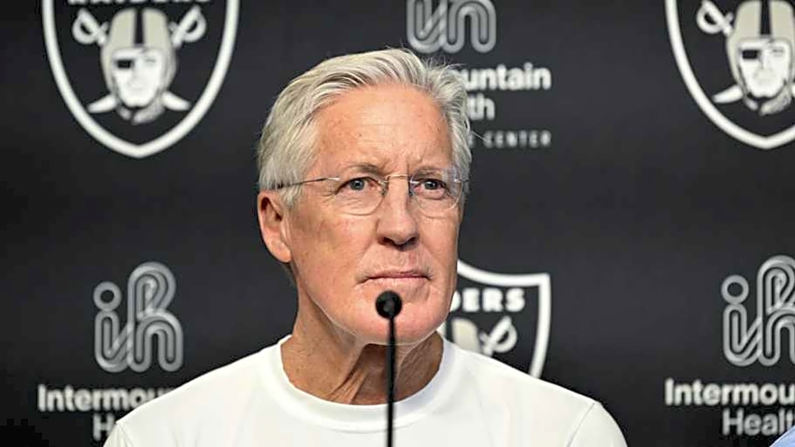 Training Camp Presents Its Challenges for Carroll, Raiders