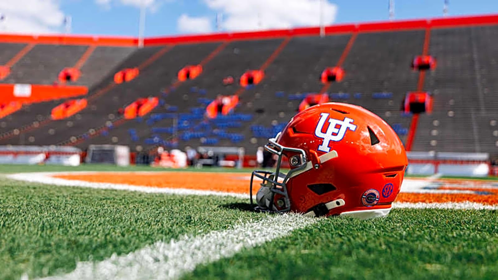 Florida Gators to Retain, Promote Napier Staffer on Defense